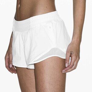 Lululemon Hotty Hot Short II *2.5" White Swift Liner Low-Rise Size 0